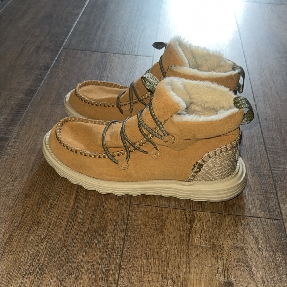 Hey Dude Tan  Boots with Cozy Lining